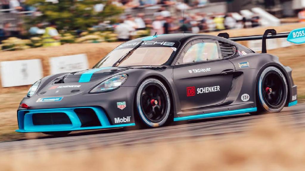 سيارة سباق كهربائية…بورشة تكشفت عن سيارة GT4 E-Performance…